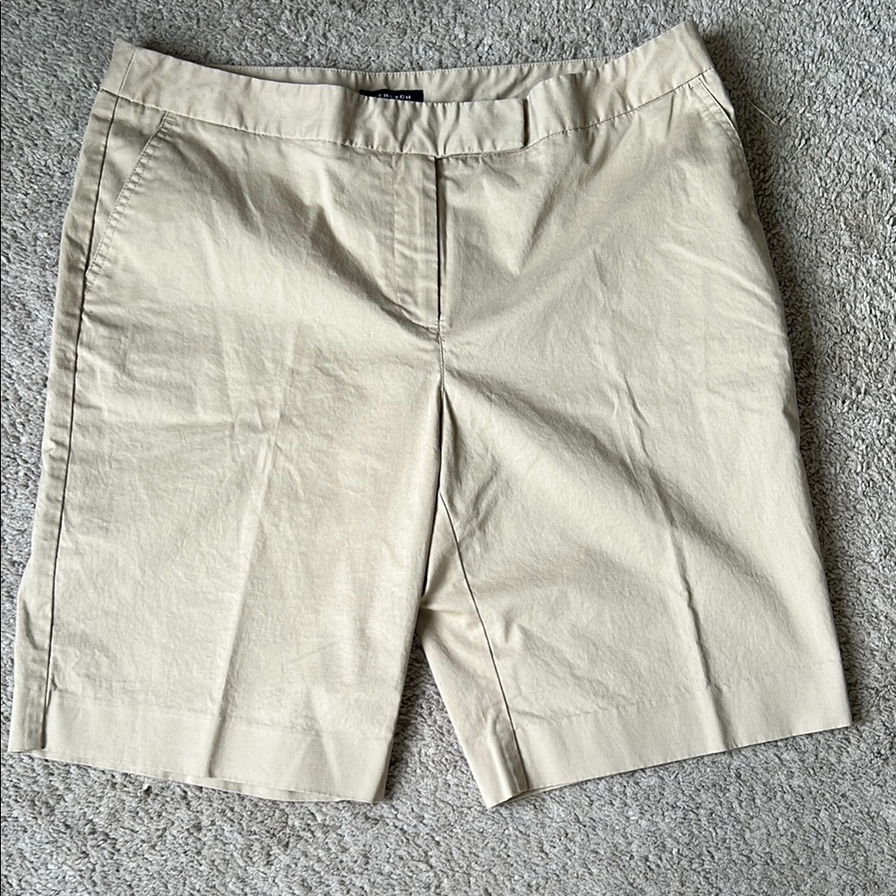 Jones New York cotton light weight  Women's shorts